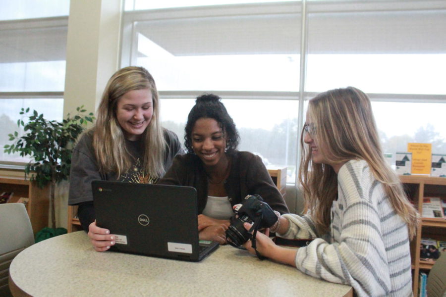 Editors bring yearbook to life